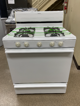 Load image into Gallery viewer, Magic Chef Gas Stove - 5627

