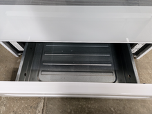 Load image into Gallery viewer, Ikea Gas Stove - 8382
