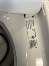 Load image into Gallery viewer, Whirlpool 4.6 cu ft White Top Load Washer - 7617
