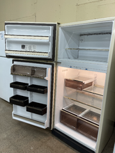 Load image into Gallery viewer, Whirlpool Refrigerator - 6002
