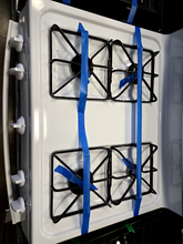 Load image into Gallery viewer, GE Gas Stove - 7854

