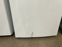 Load image into Gallery viewer, Frigidaire 18.3 cu ft White Top Freezer Refrigerator - 7694
