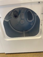 Load image into Gallery viewer, Amana Washer and Electric Dryer Set - 5508 - 5509
