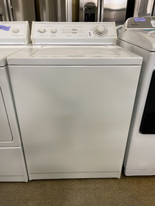 Whirlpool Washer and Gas Dryer Set - 6038 - 6042