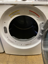 Load image into Gallery viewer, Samsung Front Load Washer and Gas Dryer Set - 5679 - 5680
