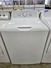 Load image into Gallery viewer, Hotpoint Washer and Gas Dryer Set - 8005-8066
