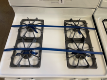 Load image into Gallery viewer, Whirlpool Gas Stove - 5444
