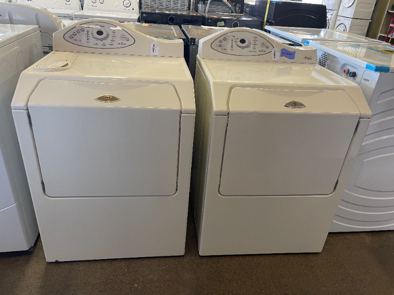 Maytag Neptune Washer and Gas Dryer Set - 5004 - 5005
