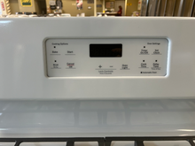 Load image into Gallery viewer, GE 4.8 cu ft White Gas Stove - 7030
