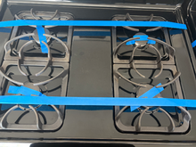 Load image into Gallery viewer, (T08991) Frigidaire Gas Stove - 8991
