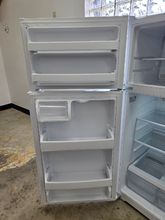 Load image into Gallery viewer, (T09099) GE Refrigerator - 9099
