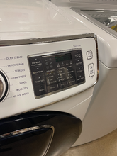 Load image into Gallery viewer, Samsung Front Load Washer - 5573
