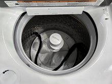 Load image into Gallery viewer, (T08702) Maytag Washer
