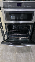 Load image into Gallery viewer, (T06130) Whirlpool Wall Oven - 6130
