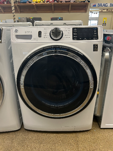 GE Front Load Washer & Gas Dryer Set - 7519 - 7301
