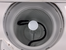 Load image into Gallery viewer, (T08573) Whirlpool Washer and Gas Dryer Set - 8573-8511
