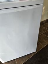 Load image into Gallery viewer, Frigidaire Tower Washer and Gas Dryer Set - 7680
