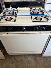 Load image into Gallery viewer, (T08623) Hotpoint Gas Stove - 8623
