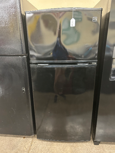 Kenmore Refrigerator - 7384