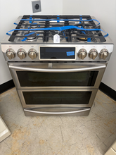 Load image into Gallery viewer, (T08605) Samsung Dual Source Gas Stove - 8605
