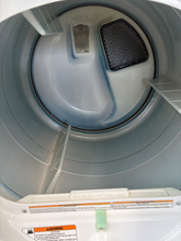 Load image into Gallery viewer, (T08918) Maytag Front Load Washer and Gas Dryer with pedistals Set - 8918
