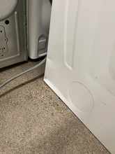 Load image into Gallery viewer, Whirlpool 7.4 cu ft White Gas Dryer - 7639
