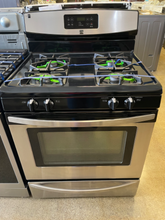 Load image into Gallery viewer, Kenmore Gas Stove - 4433
