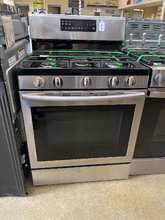Load image into Gallery viewer, Samsung Gas Stove - 6099
