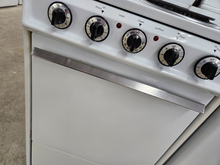 Load image into Gallery viewer, Tappan 20" Coil Electric Stove - 8279
