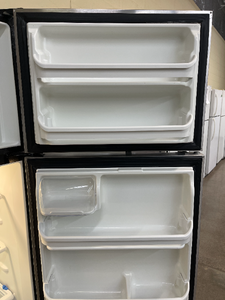 Frigidaire Stainless Refrigerator = 5703