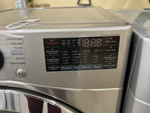 Load image into Gallery viewer, LG Electric Dryer - 4602
