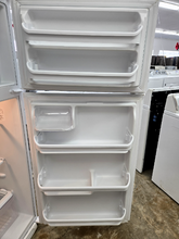 Load image into Gallery viewer, (T08854) Frigidiare Refrigerator -  8854
