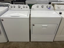 Load image into Gallery viewer, (T08920) Whirlpool Washer and Gas Dryer Set -8920
