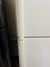 Load image into Gallery viewer, Kenmore Refrigerator - 5855
