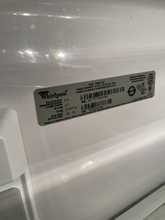 Load image into Gallery viewer, Whirlpool Refrigerator - T05619
