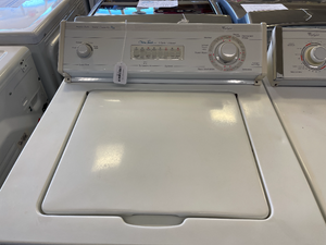 Whirlpool Washer and Gas Dryer Set - 5264 - 4061