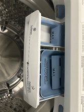 Load image into Gallery viewer, Samsung Washer - 7539
