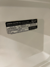 Load image into Gallery viewer, GE Microwave - 6255
