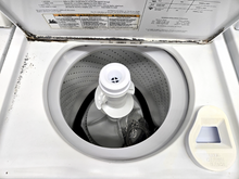 Load image into Gallery viewer, (T08551) Whirlpool Washer - 8551
