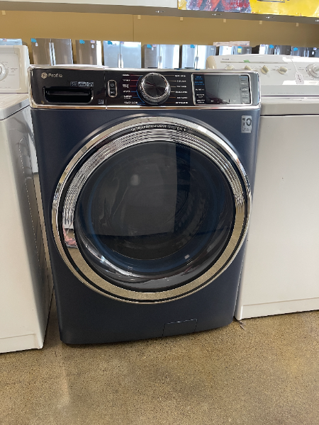 GE Profile 5.3 cu Ft Washer - 6884