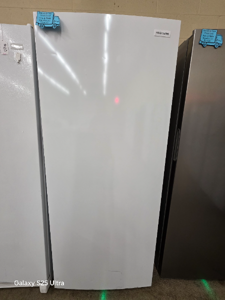 Frigidaire 13 cu ft White Upright Freezer - 7700