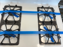 Load image into Gallery viewer, (T08728) Whirlpool Gas Stove - 8728
