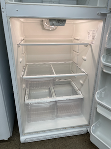 Frigidaire Refrigerator - 5862