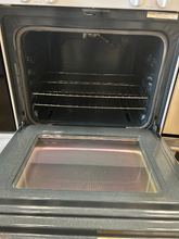 Load image into Gallery viewer, Kenmore Gas Stove - 7527
