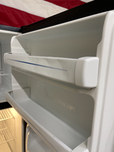 Load image into Gallery viewer, GE Black Refrigerator - 5391

