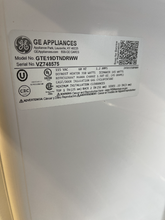 Load image into Gallery viewer, GE 19.2 Cu. Ft. Refrigerator - 5985
