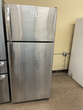 Load image into Gallery viewer, GE Stainless Refrigerator - 5555
