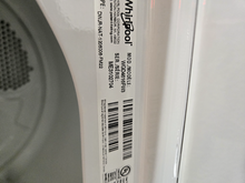 Load image into Gallery viewer, Whirlpool 7.0 cu ft White Gas Dryer - 7633
