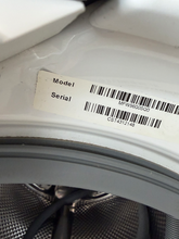 Load image into Gallery viewer, (T08918) Maytag Front Load Washer and Gas Dryer with pedistals Set - 8918
