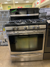 Load image into Gallery viewer, Kenmore Gas Stove - 5401
